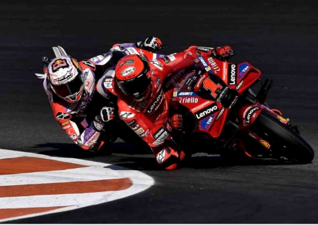 Kemenangan Sempurna Bagnaia, Jorge Martin Menangis Usai Menabrak Marc Marquez