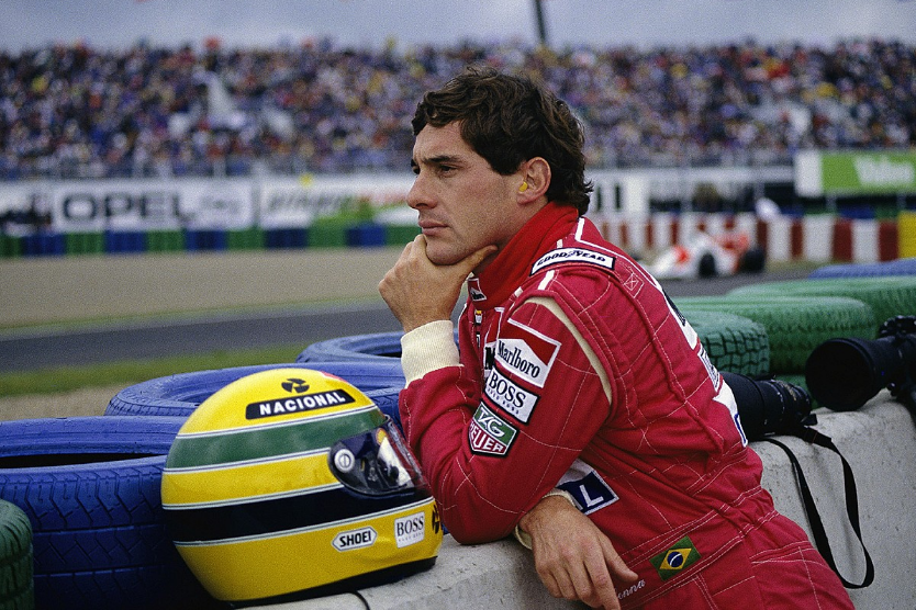 Max Verstappen dan Ayrton Senna, Mana yang Paling Agresif dalam Membalap?