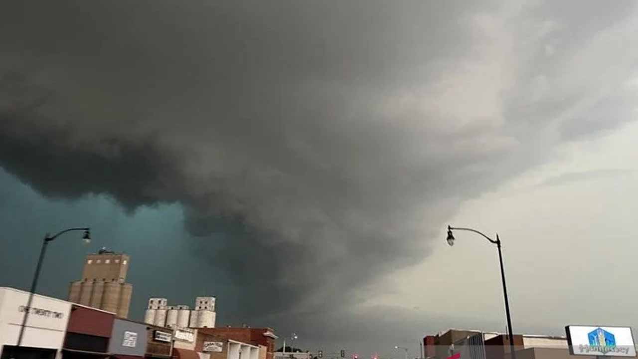 Tornado hantam Missouri dan Kentucky, 21 tewas